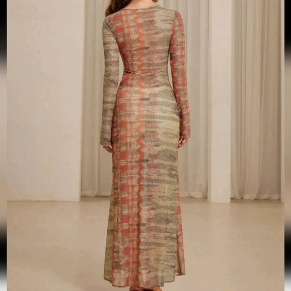 Elegant Olive Green Set Of Top And skirt - Picture 3 of 4